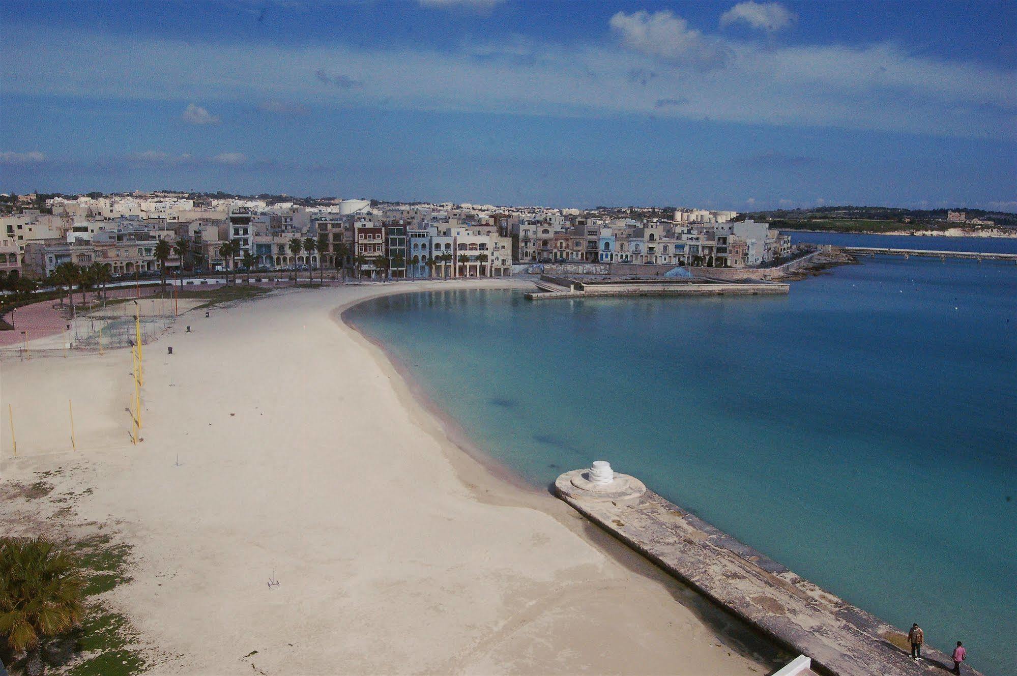 Water'S Edge Hotel Birżebbuġa Exterior foto